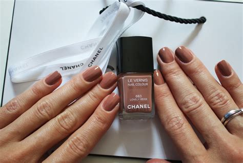 chanel holiday 2020 nail polish|chanel lovely beige nail polish.